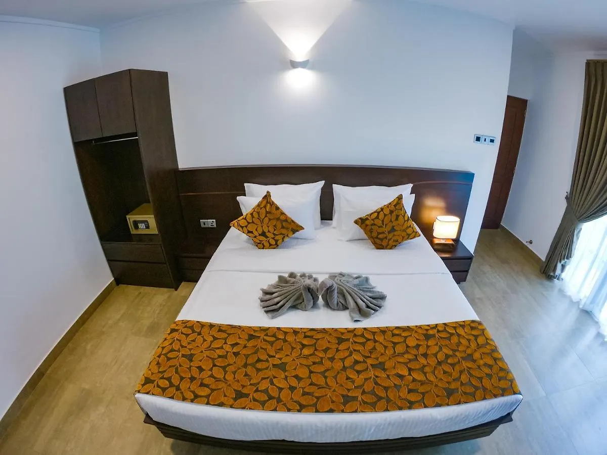 Bony'S Holiday Inn Negombo Panzió